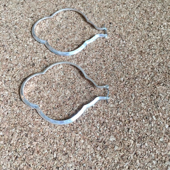 Silver Quatrefoil earrings - Picture 3 of 4